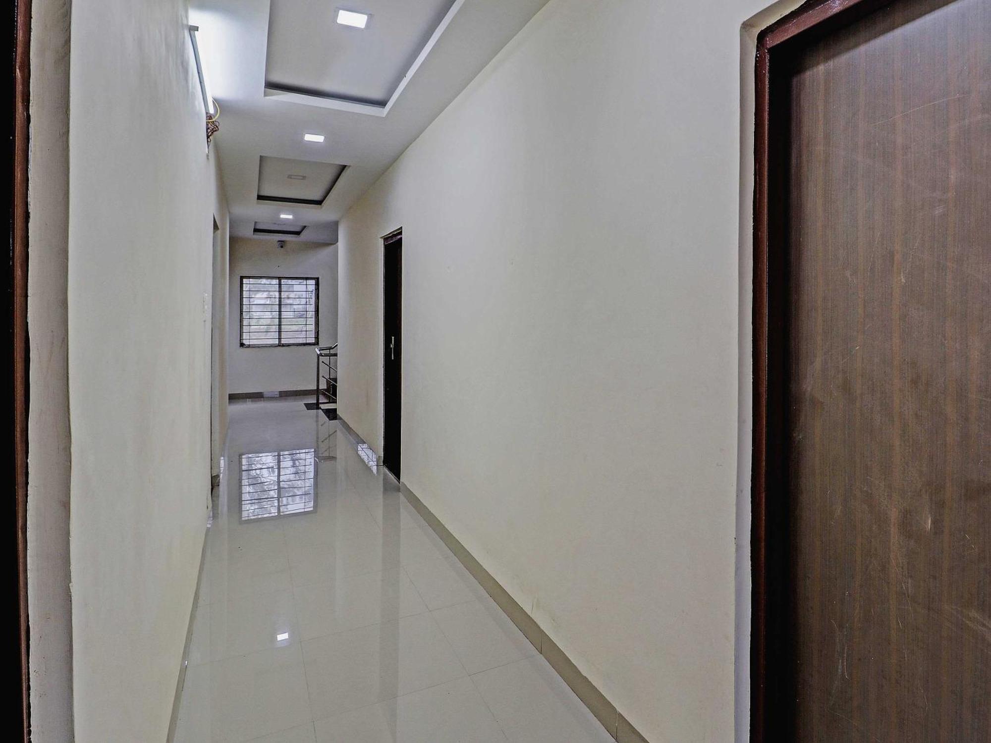 Hotel O Midway Treat Dhar ภายนอก รูปภาพ