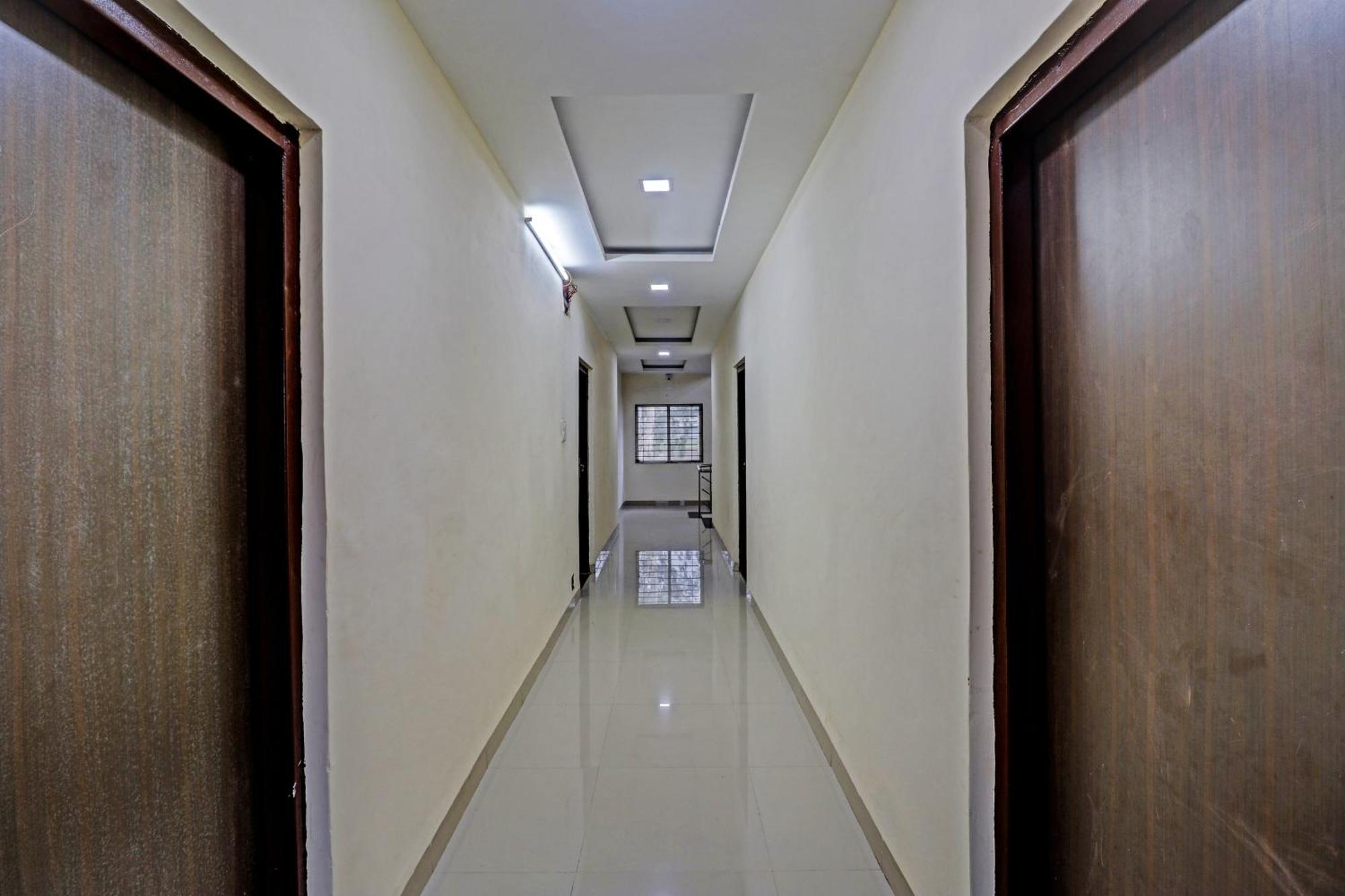 Hotel O Midway Treat Dhar ภายนอก รูปภาพ