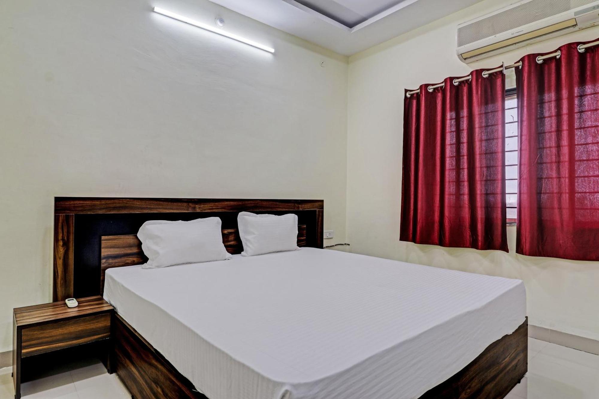 Hotel O Midway Treat Dhar ภายนอก รูปภาพ